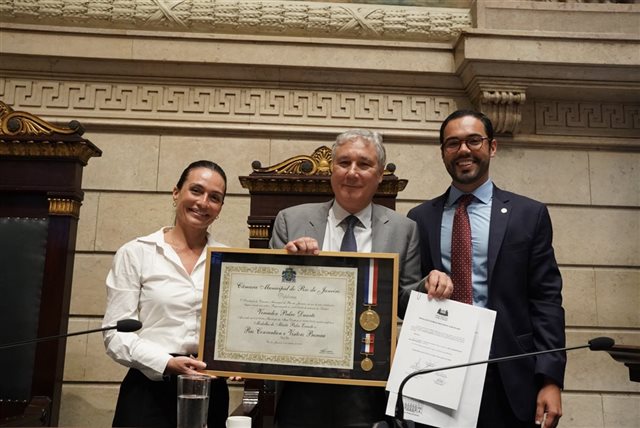 Visit Rio é homenageado com a Medalha de Mérito Pedro Ernesto, maior honraria da Câmara do Rio